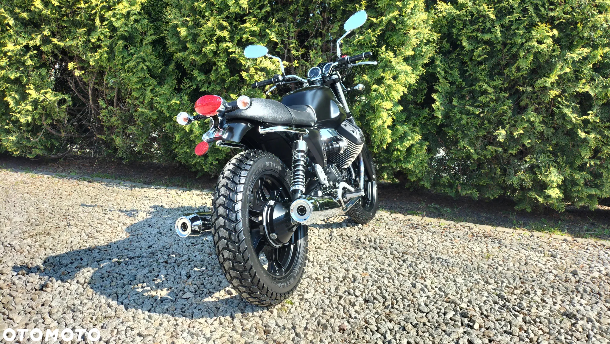 Moto Guzzi V7 - 7