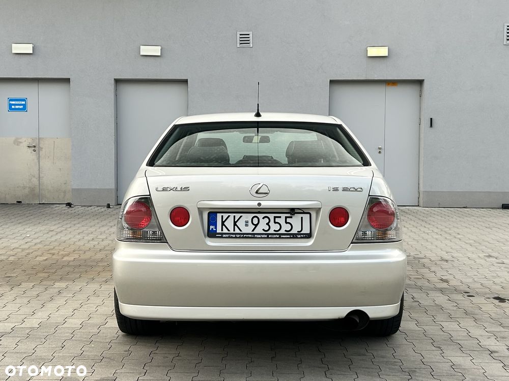 Lexus IS 200 Classic - 6