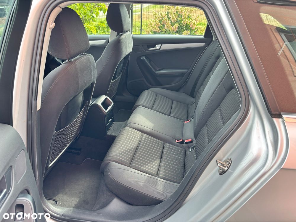 Audi A4 Avant 2.0 TDI DPF Ambition - 13