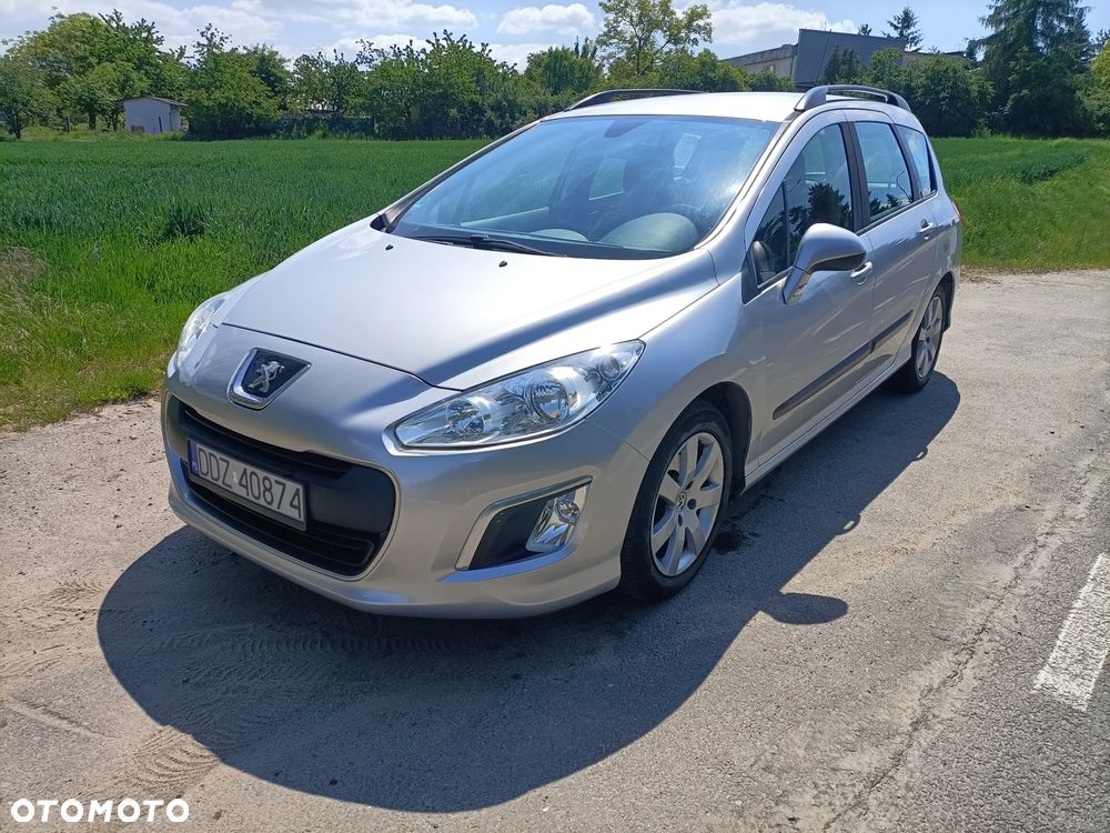 Peugeot 308 - 1