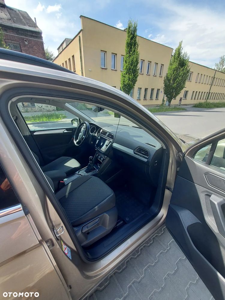 Volkswagen Tiguan 1.4 TSI BlueMotion Technology Sport & Style - 16