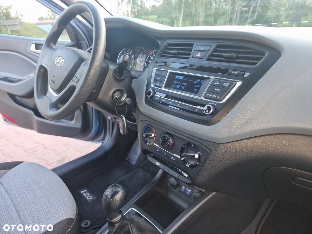 Hyundai i20 1.2 BlueDrive Elegant - 35