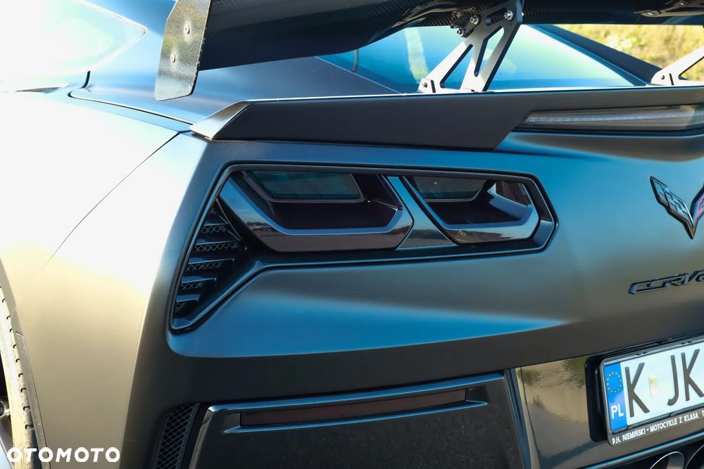 Chevrolet Corvette Stingray LT1 6.2 V8 - 25