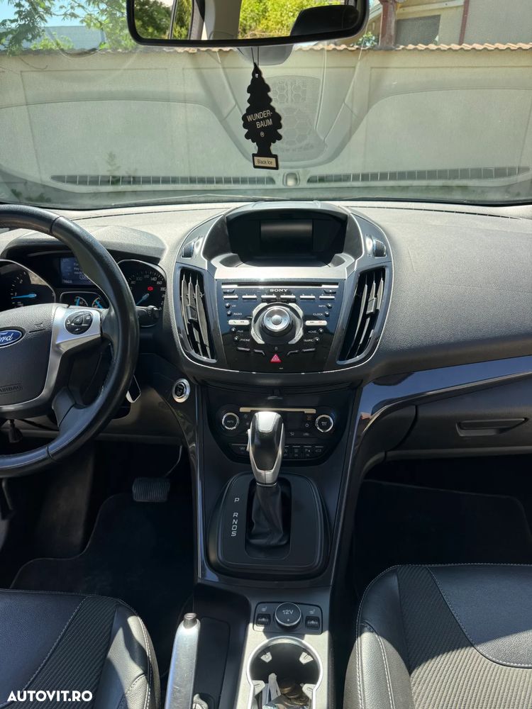 Ford Kuga 2.0 TDCi Powershift 4WD Titanium - 18