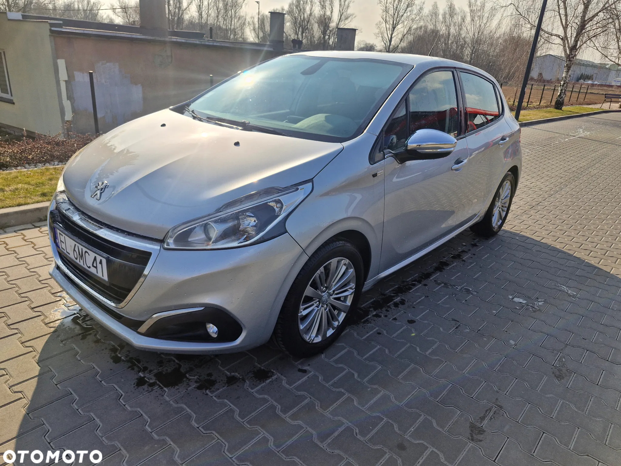 Peugeot 208 1.2 PureTech Style - 5