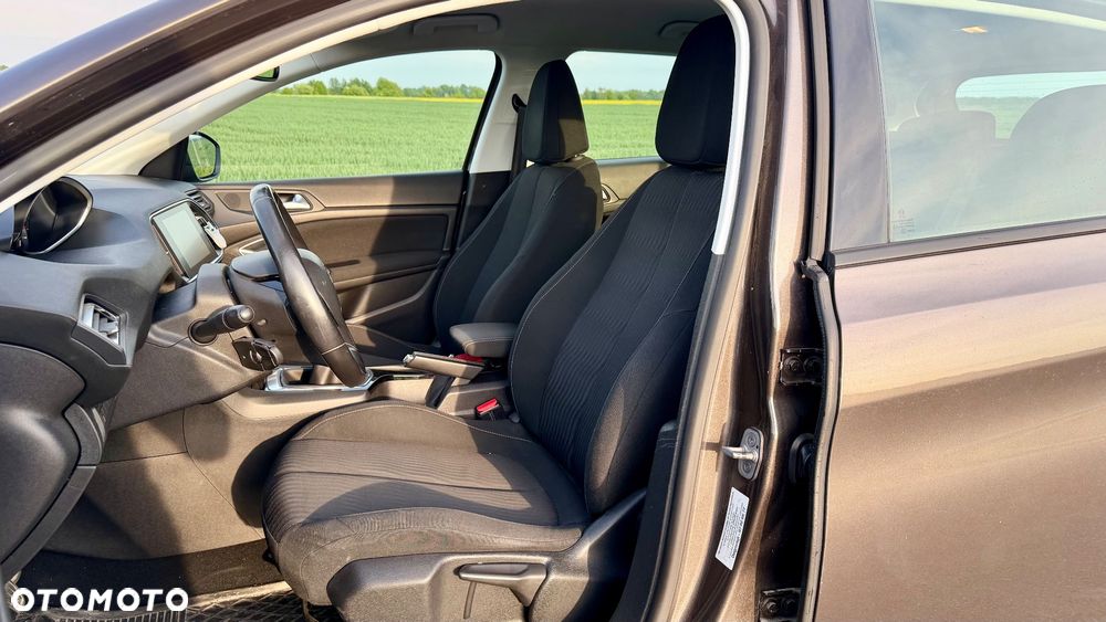 Peugeot 308 1.2 VTi/PureTech Active - 15