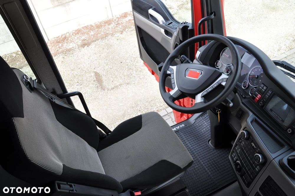 MAN TGX 18.430 XLX firana 7,40 - 17