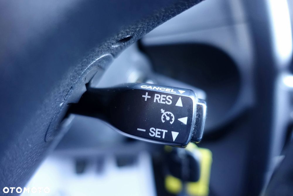 Toyota Auris 1.4 D-4D - 24