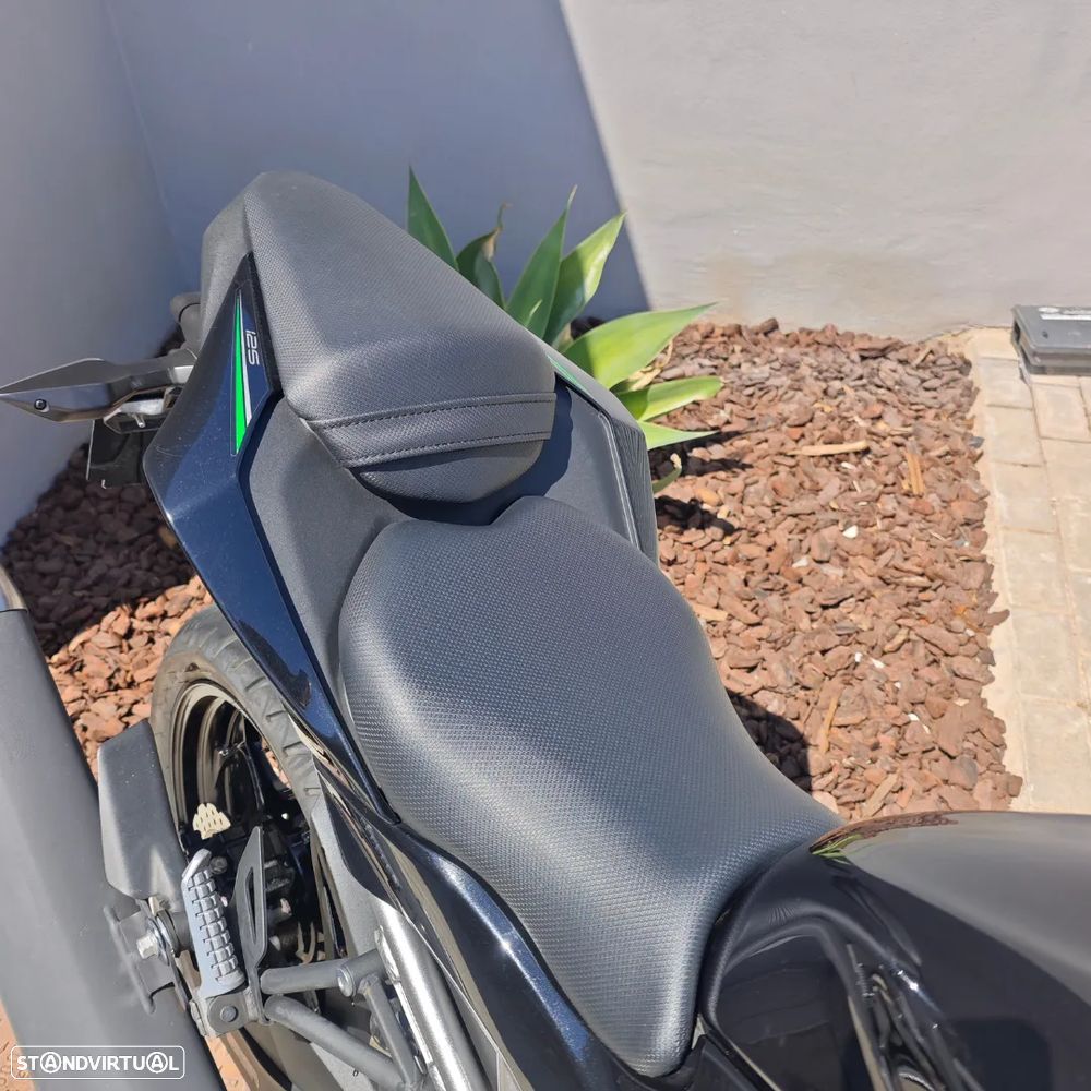 Kawasaki Z 125 - 6
