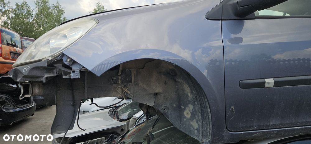 RENAULT CLIO III 05-09 1.2 16V  D4F 740 - ZDERZAK TYL TYLNI TEJ47 - 7