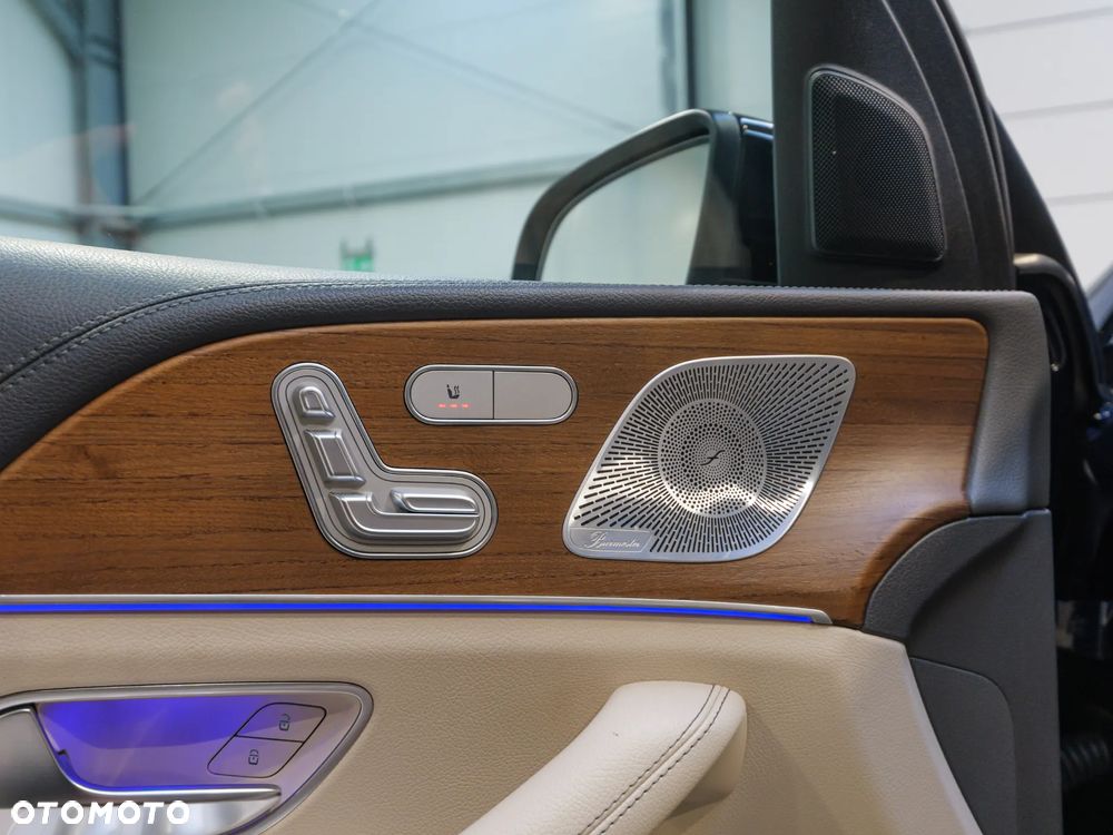 Mercedes-Benz GLE 300 d 4Matic 9G-TRONIC AMG Line - 33