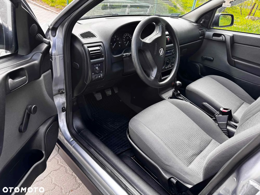 Opel Astra - 5