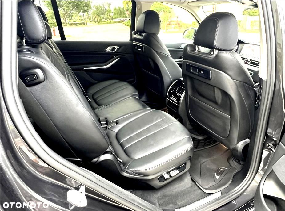 BMW X7 xDrive40i sport - 17