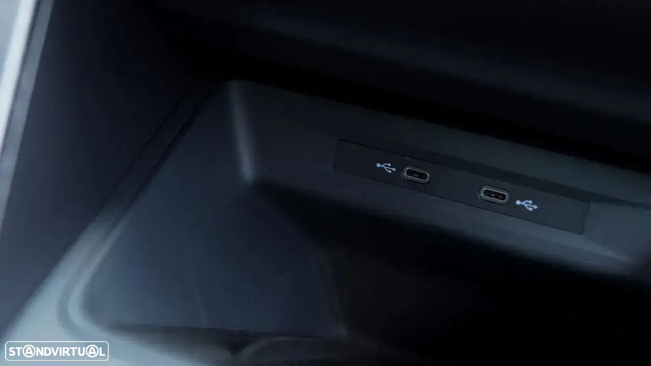 Cupra Formentor 1.4 e-Hybrid Plus DSG - 29