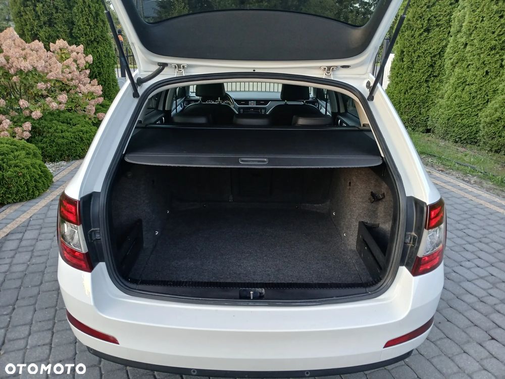 Skoda Octavia 2.0 TDI Elegance - 32