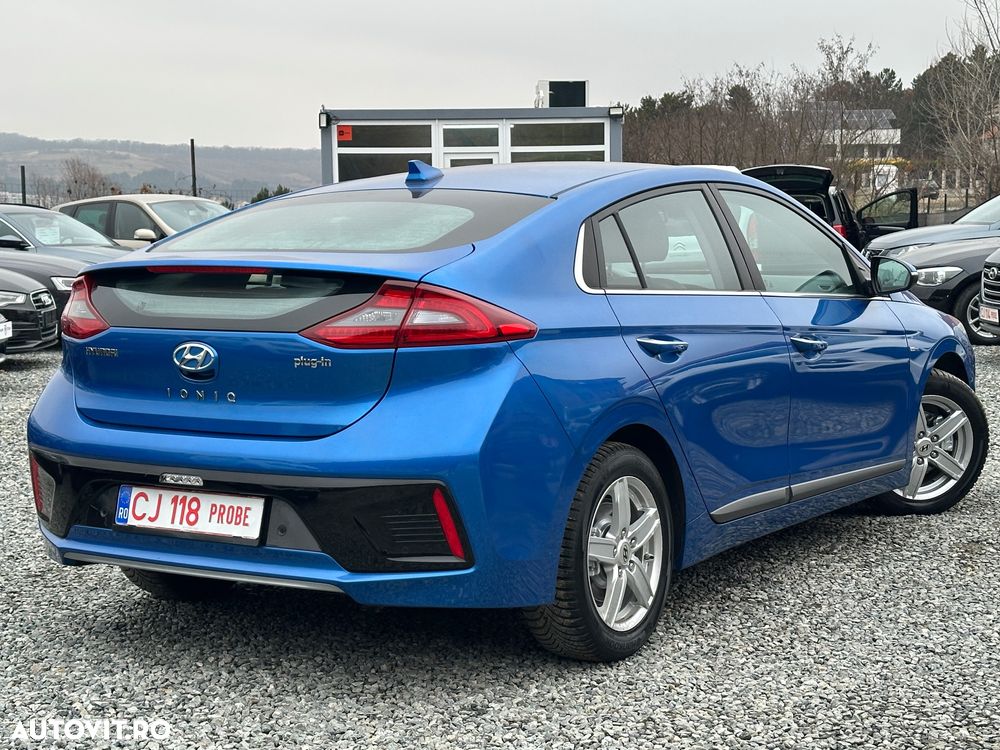 Hyundai IONIQ Plug-in-Hybrid 1.6 GDI Premium - 4