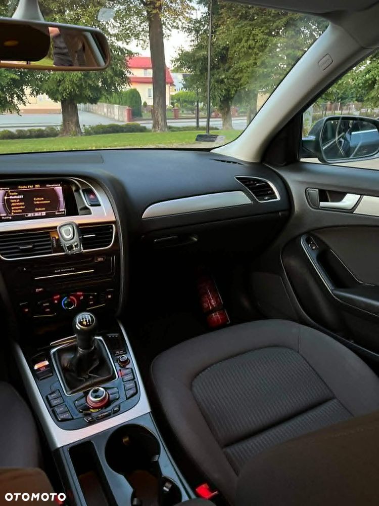 Audi A4 Avant 2.0 TDI - 8