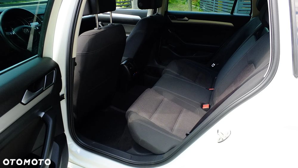 Volkswagen Passat 2.0 TDI BMT Highline DSG - 12