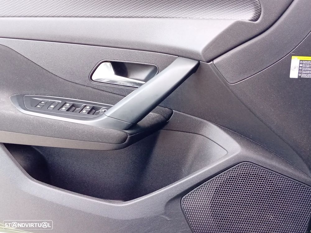 Peugeot 308 1.2 PureTech Active Pack - 9