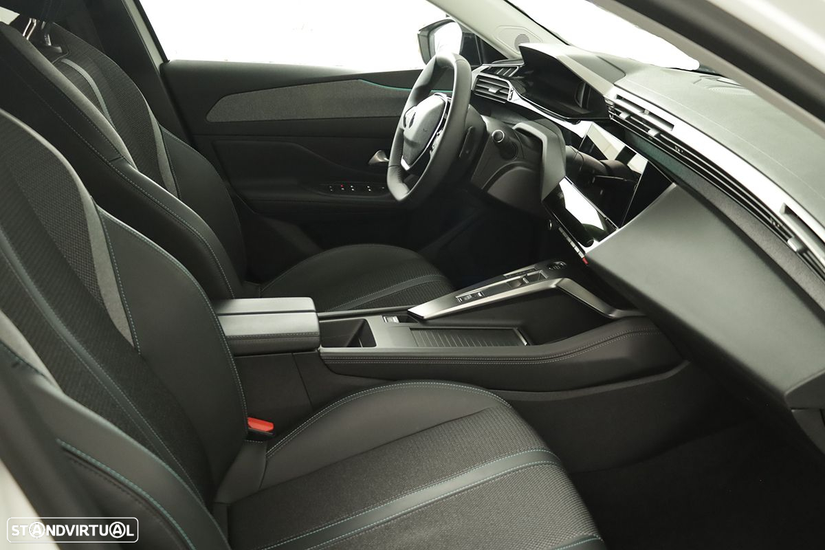 Peugeot 308 SW 1.2 PureTech Allure Pack EAT8 - 21