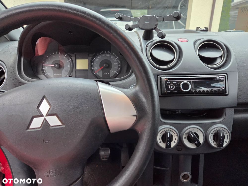 Mitsubishi Colt 1.3 Inform - 11