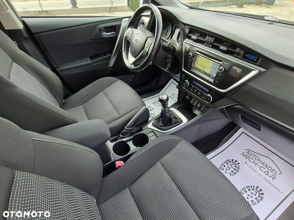 Toyota Auris - 5