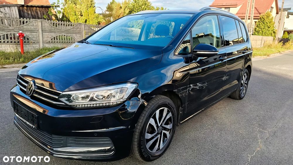 Volkswagen Touran 2.0 TDI SCR DSG ACTIVE - 10
