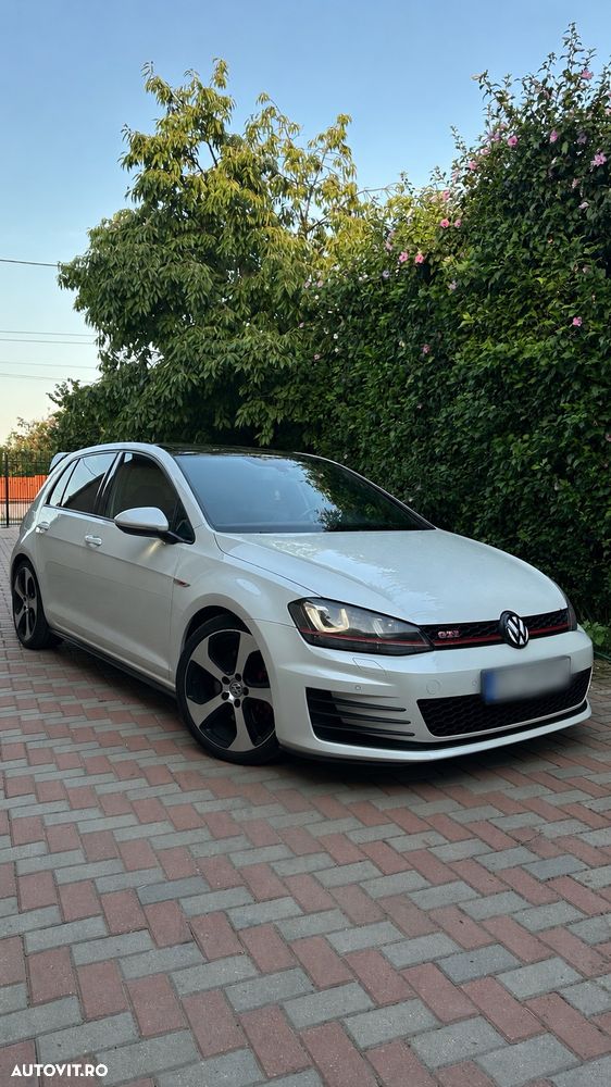 Volkswagen Golf 2.0 TSI BMT DSG GTI Performance - 1