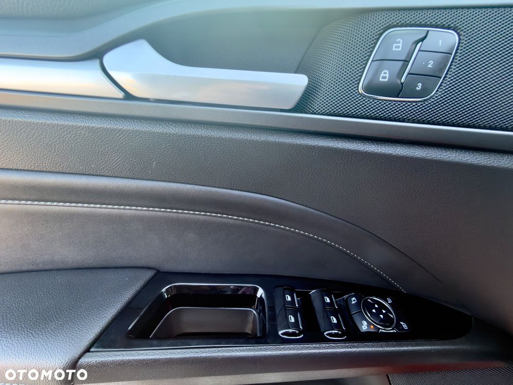Ford Mondeo 2.0 TDCi STart-Stopp PowerShift-Aut ST-Line - 21