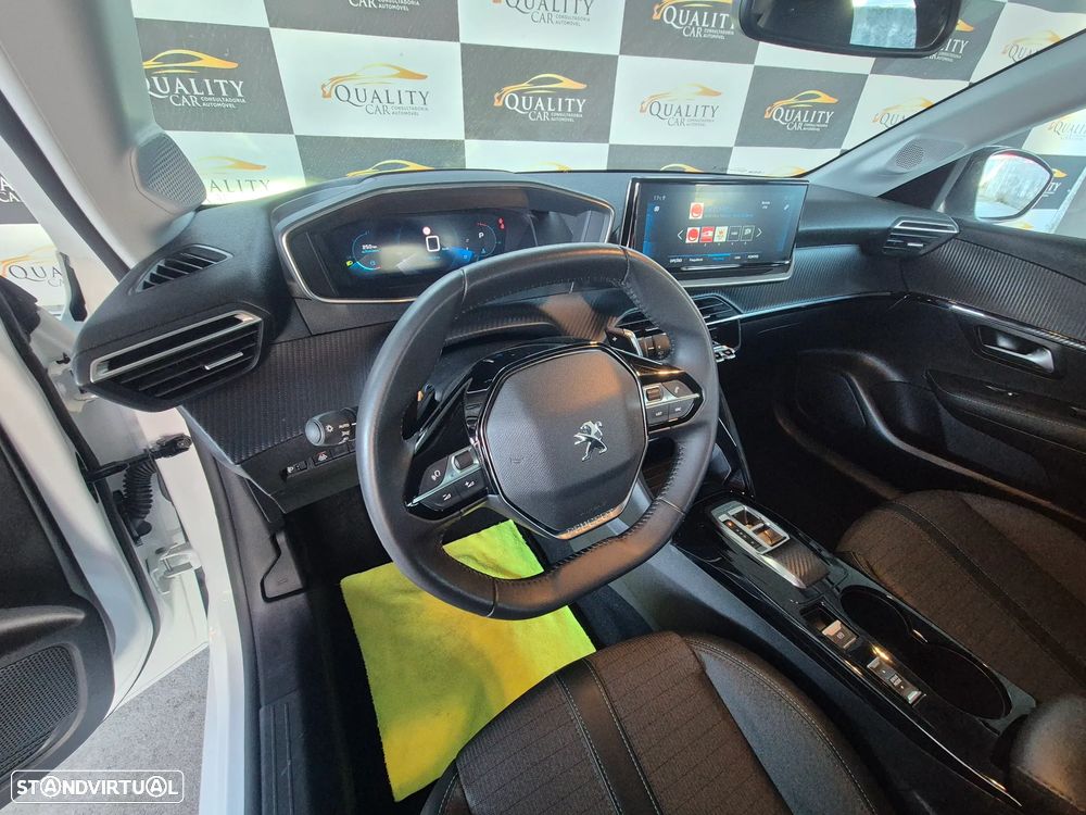 Peugeot 208 1.2 PureTech Allure Pack EAT8 - 7