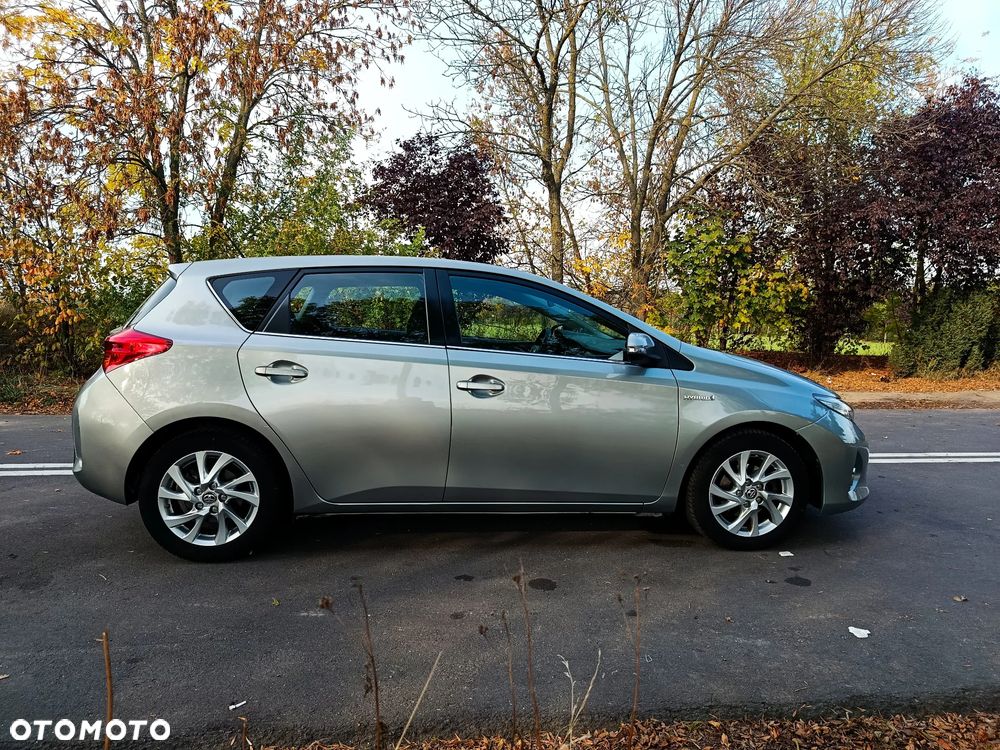 Toyota Auris 1.8 HSD Luna - 7