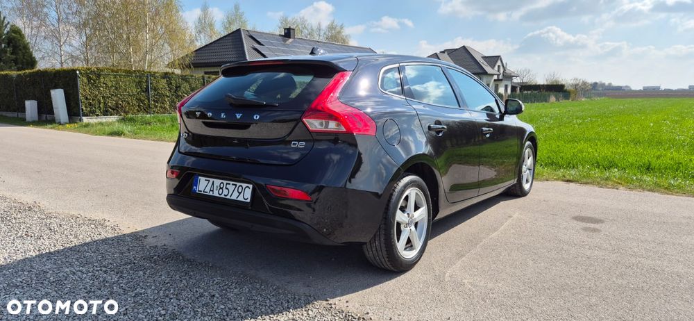 Volvo V40 D2 Powershift Momentum - 9