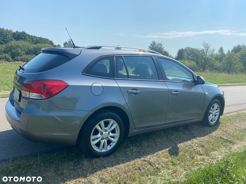Chevrolet Cruze 1.7 D LT+ - 8