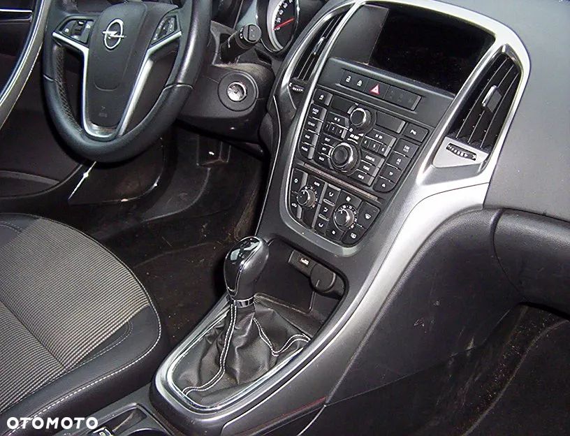 Opel Astra 1.4 Turbo Sports Tourer - 17