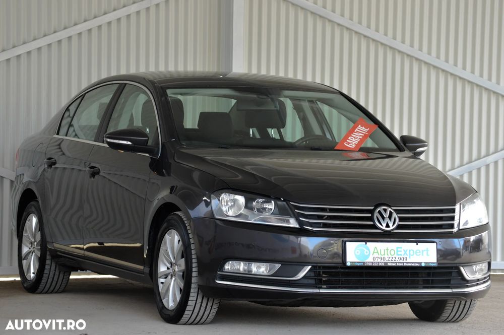 Volkswagen Passat 2.0 Blue TDI SCR Comfortline - 10