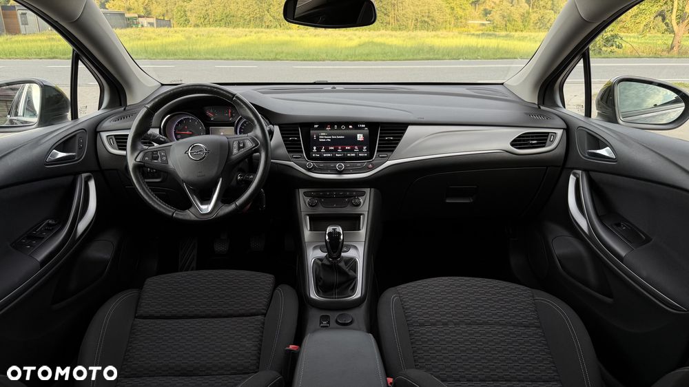 Opel Astra 1.4 Turbo Innovation - 25
