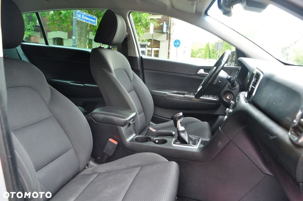 Kia Sportage 1.7 CRDI 2WD Edition 7 - 9