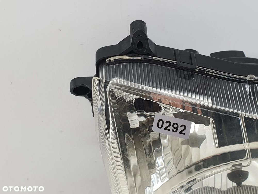 LAMPA PRZOD REFLEKTOR  PEUGEOT E-VIVACITY - 8
