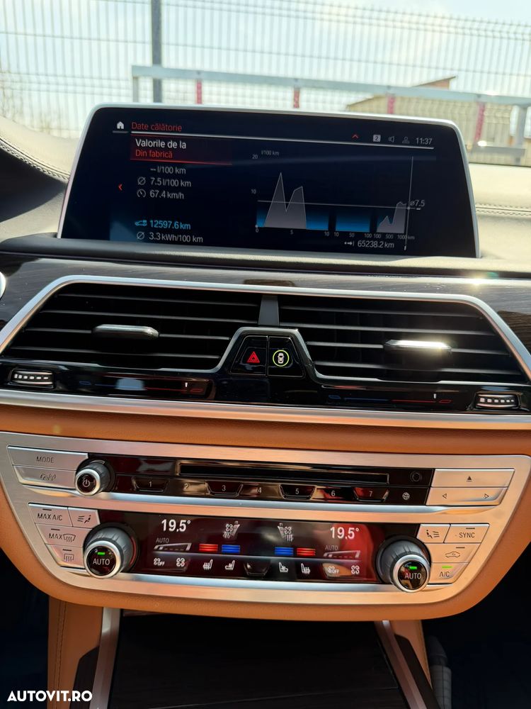 BMW Seria 7 745Le - 16