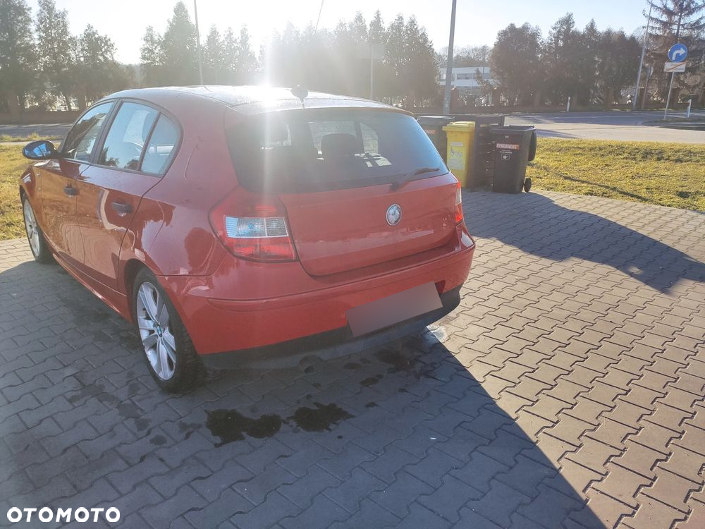 BMW Seria 1 118d DPF - 4