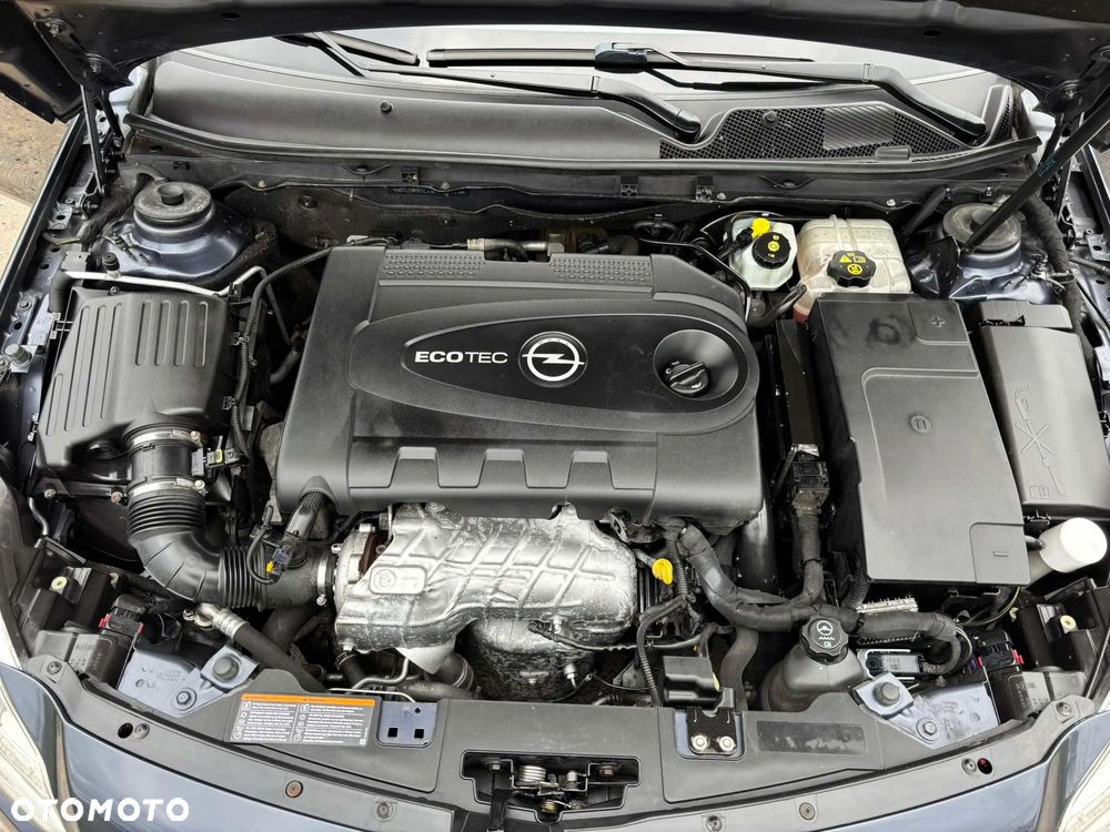 Opel Insignia - 24