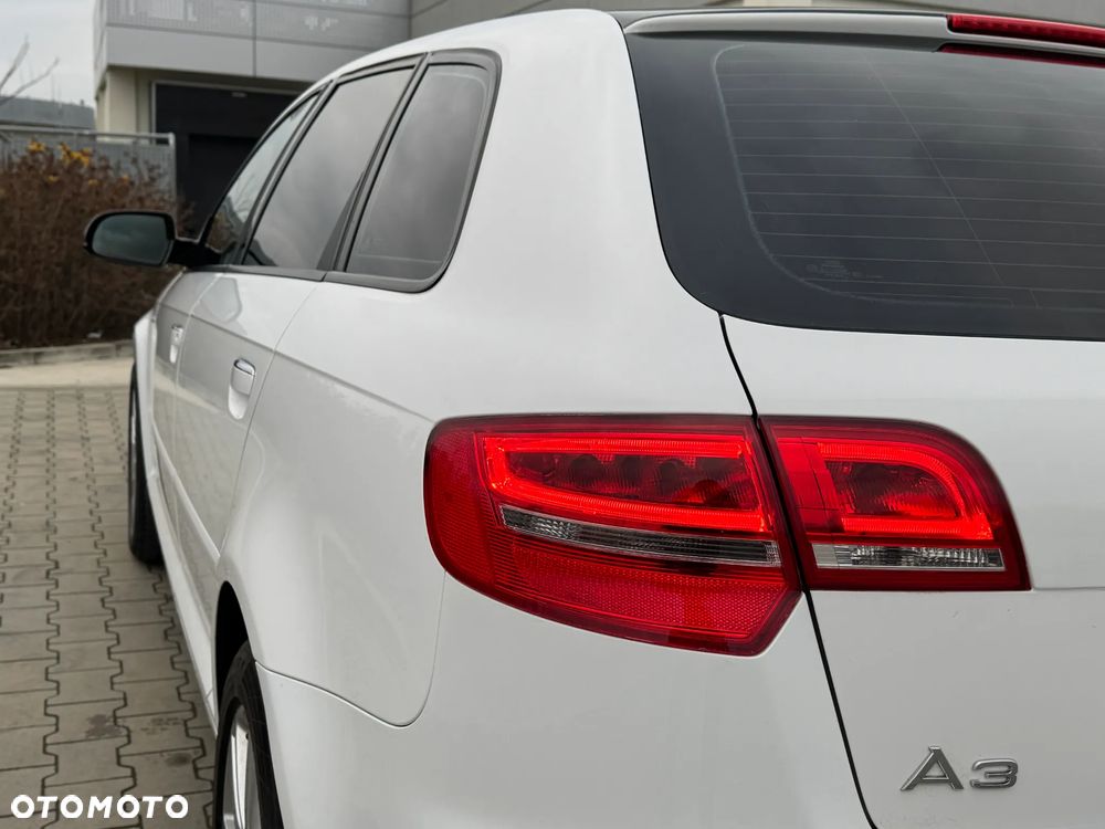 Audi A3 Sportback 1.6 TDI Attraction - 28