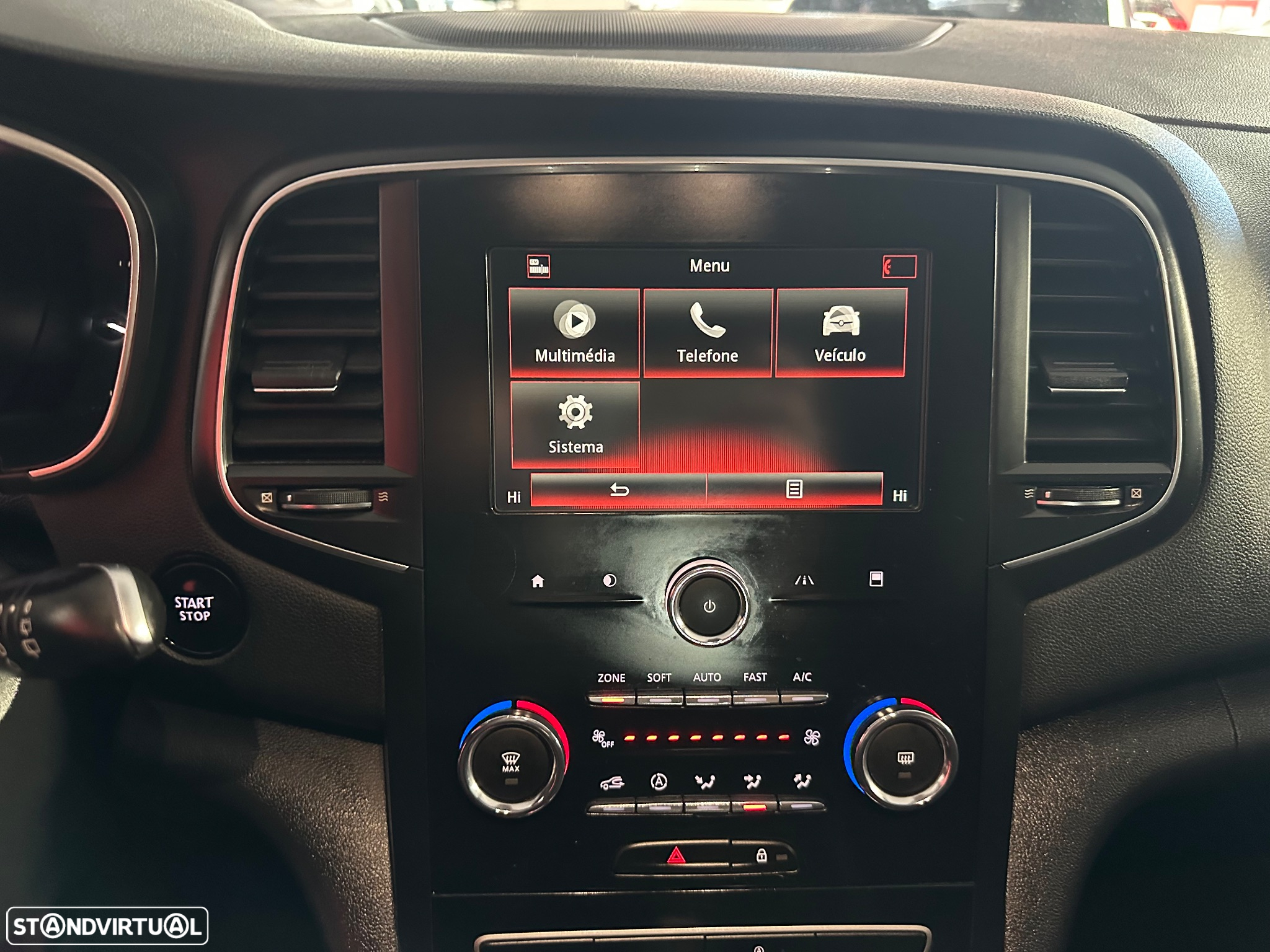 Renault Mégane Sport Tourer ENERGY dCi 110 EDC INTENS - 26