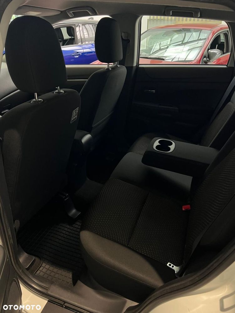 Mitsubishi ASX - 7