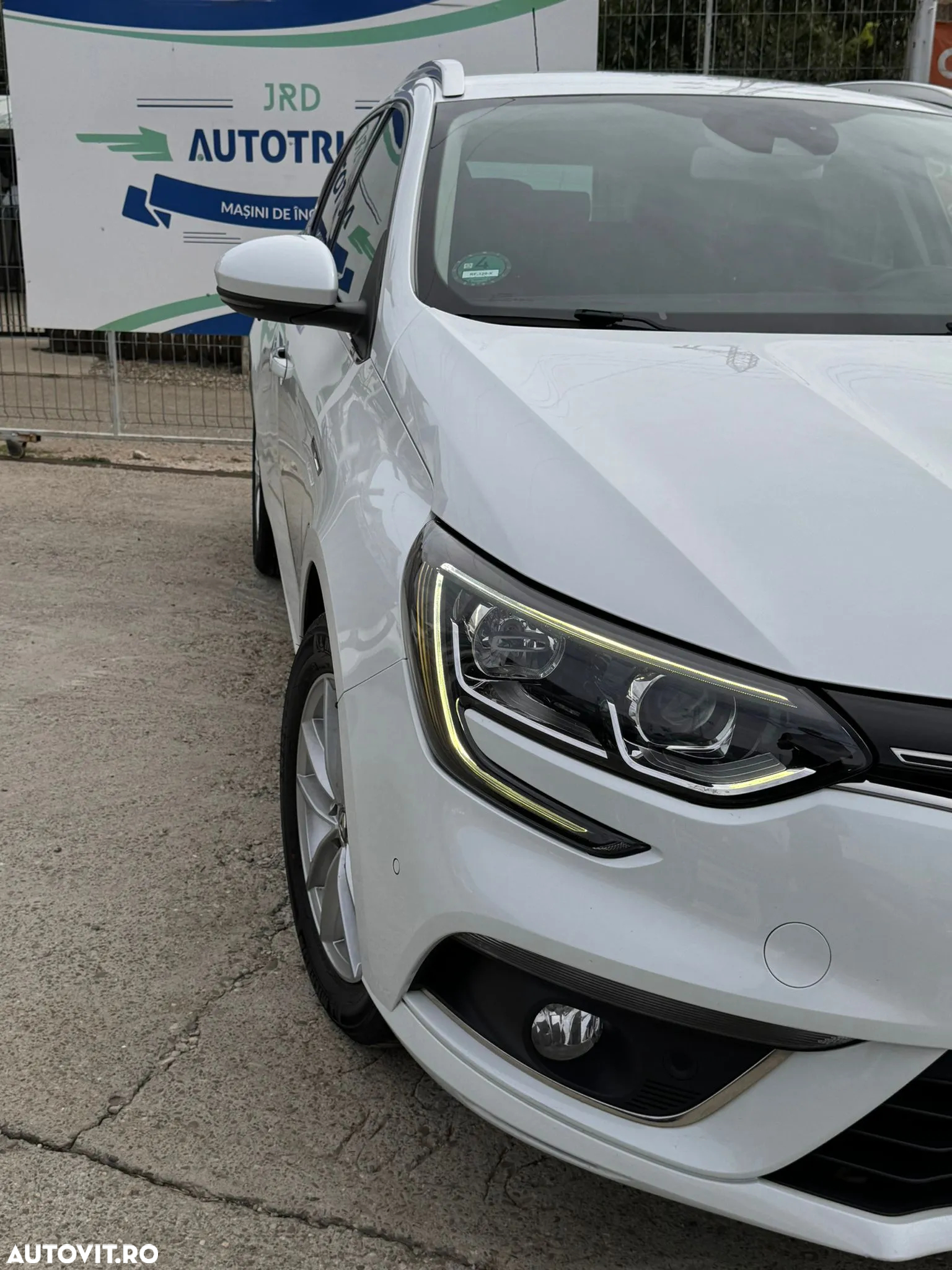 Renault Megane Grandtour ENERGY dCi 110 Start & Stopp Bose Edition - 19