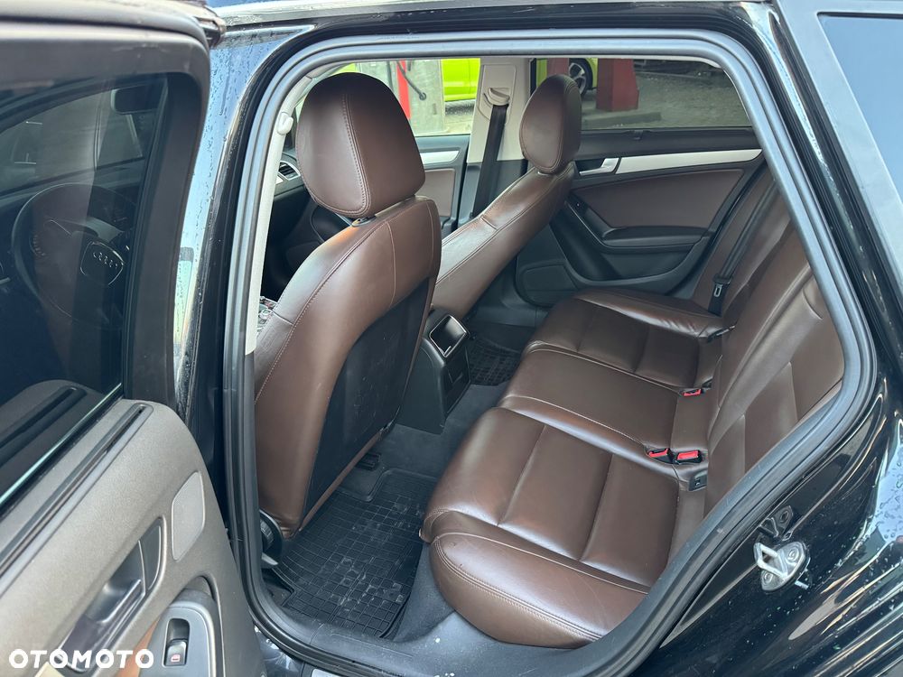 Audi A4 Avant 2.0 TDI Multitronic - 11