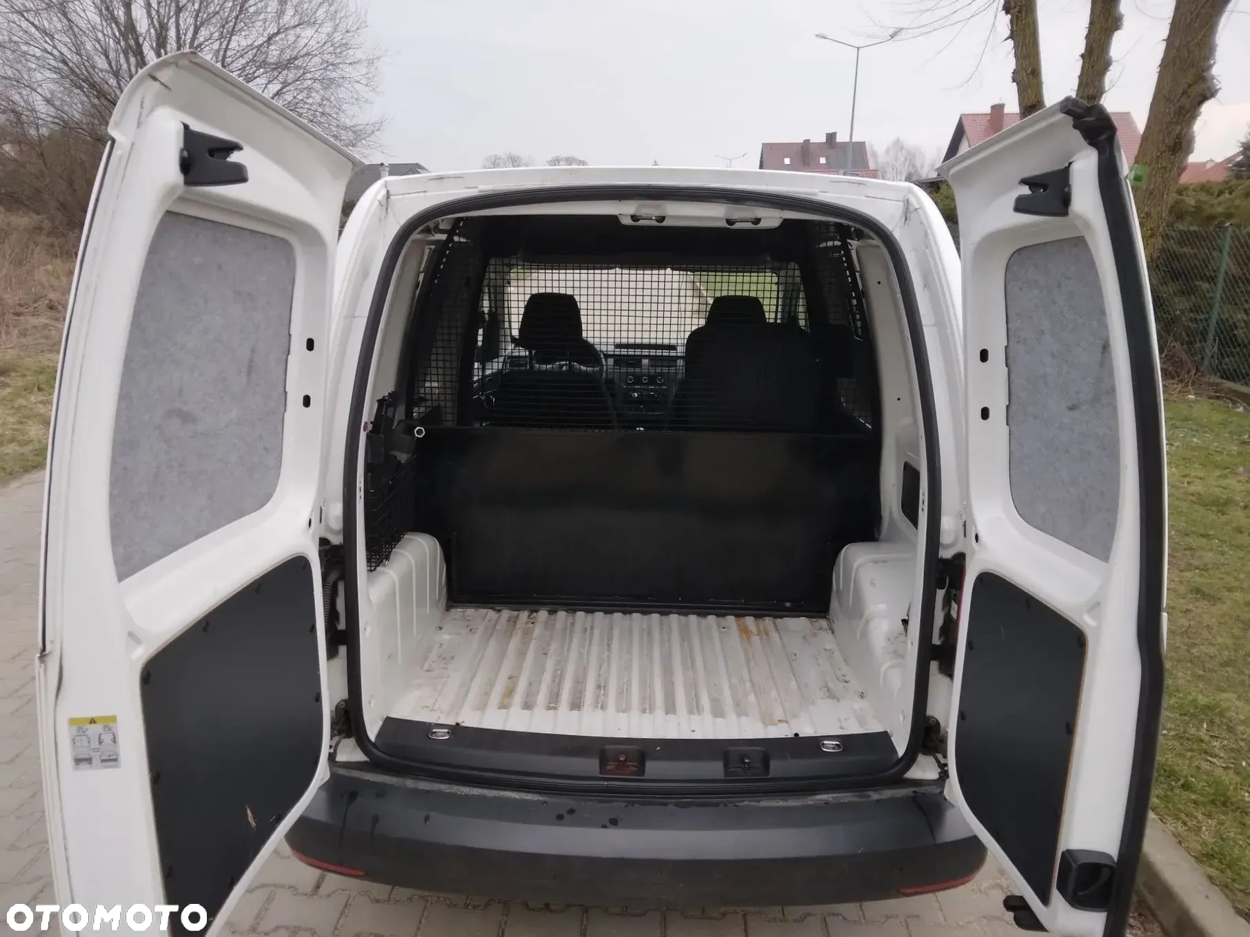Volkswagen Caddy - 9