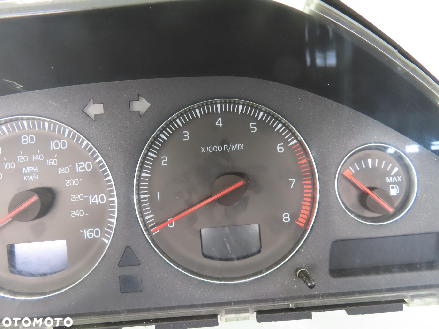LICZNIK VOLVO S60 I 2.4 8673261 69294760T - 6