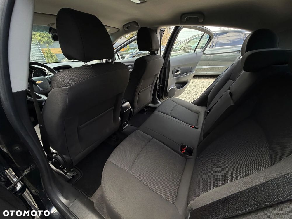 Chevrolet Cruze 1.8 LT+ - 21