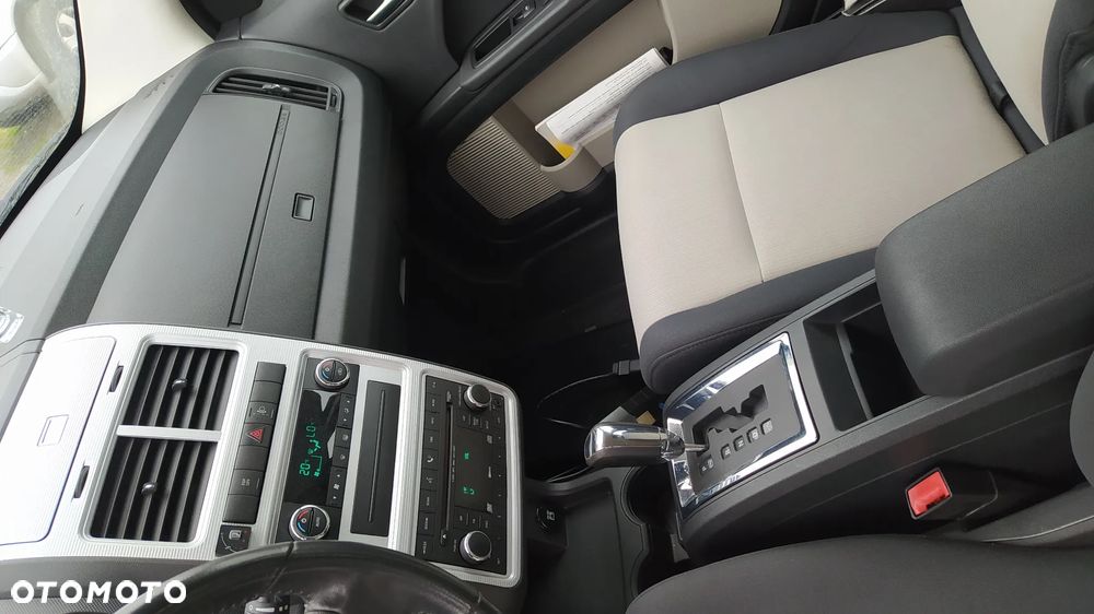 Dodge Journey - 12